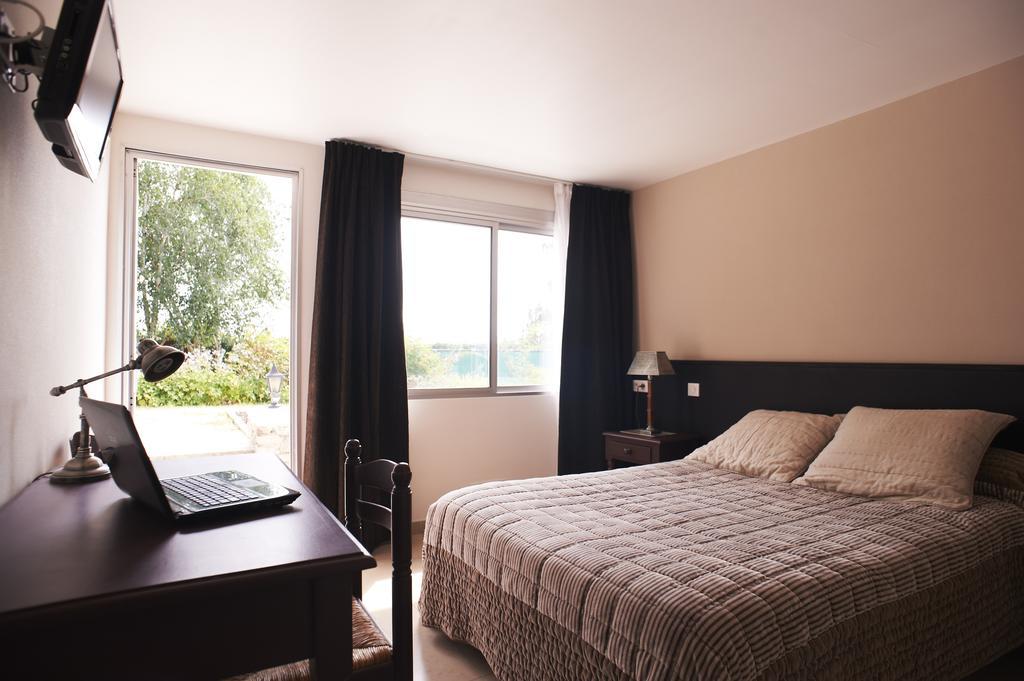 Hotel La Longue Vue Gennes-Val-de-Loire Δωμάτιο φωτογραφία